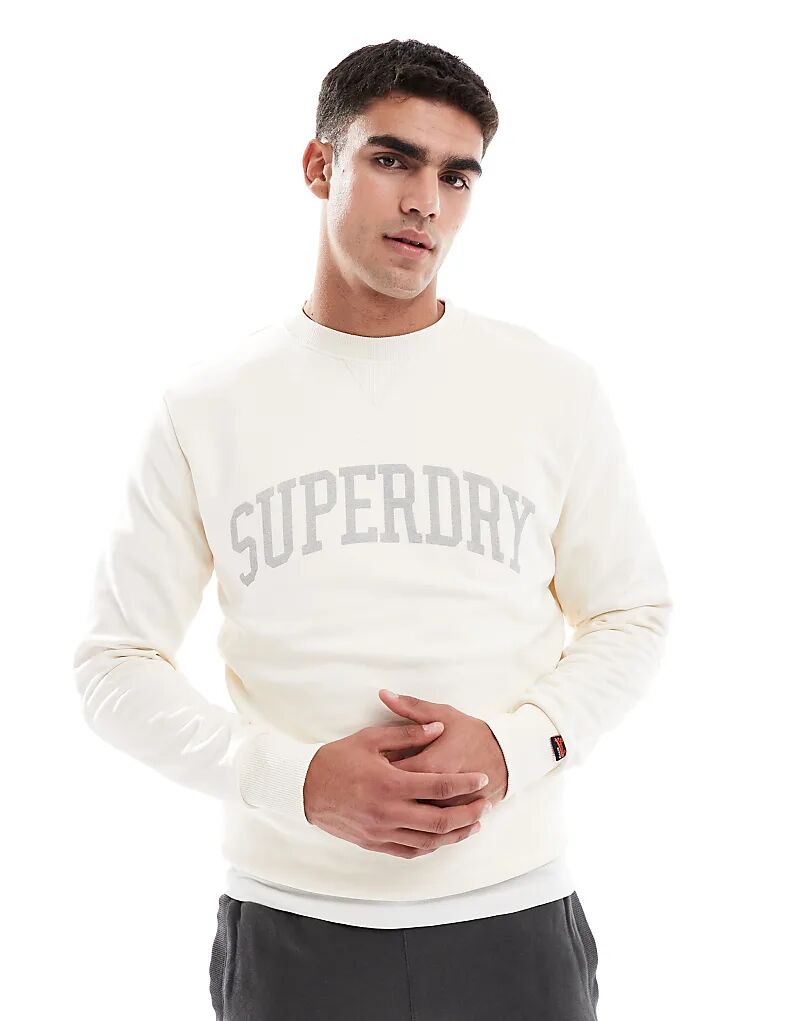

Толстовка Superdry Athletic essentials Crew в цвете «пустынная кость» с белым оттенком