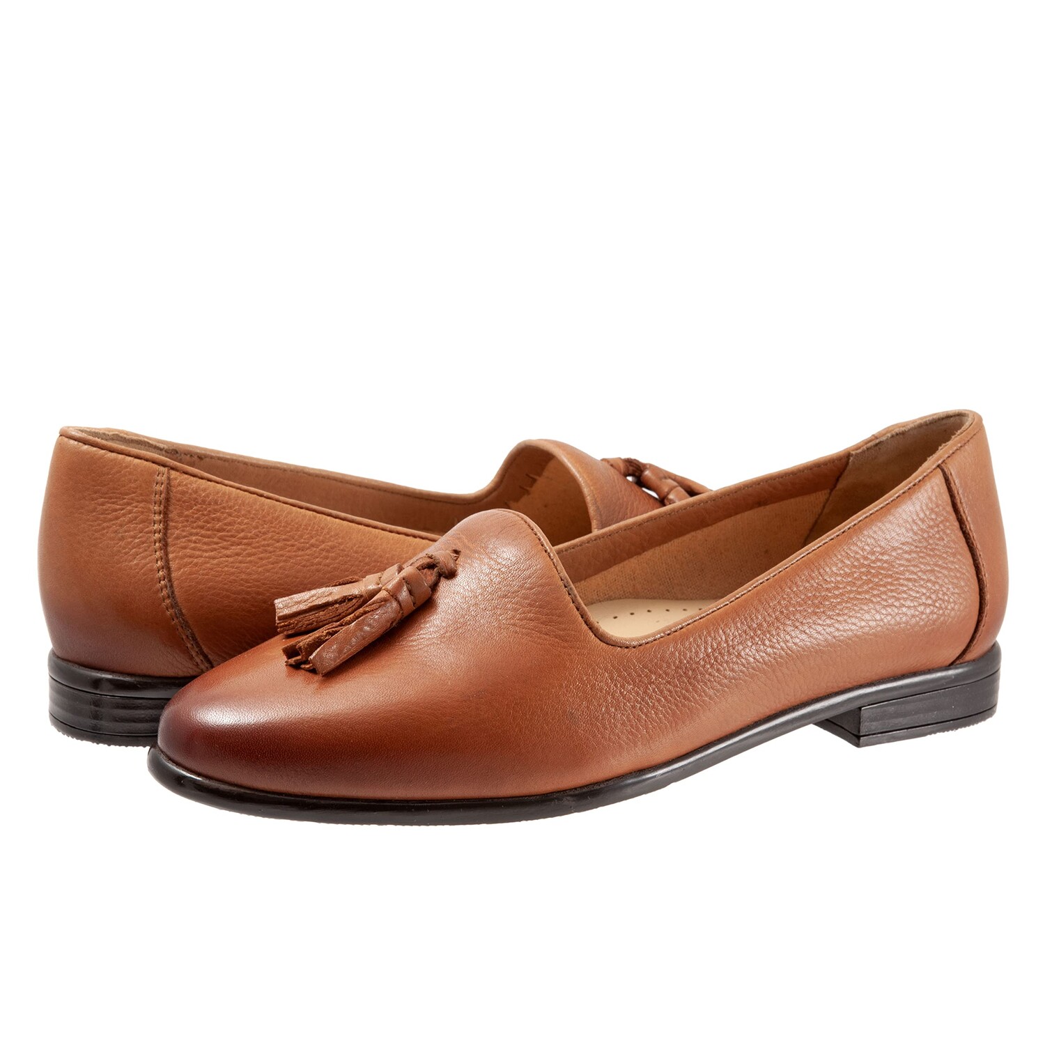 

Обувь на низком каблуке Trotters Liz Tassel