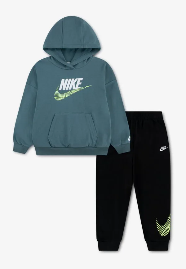 Спортивный костюм большого размера Nike Sportswear, Black