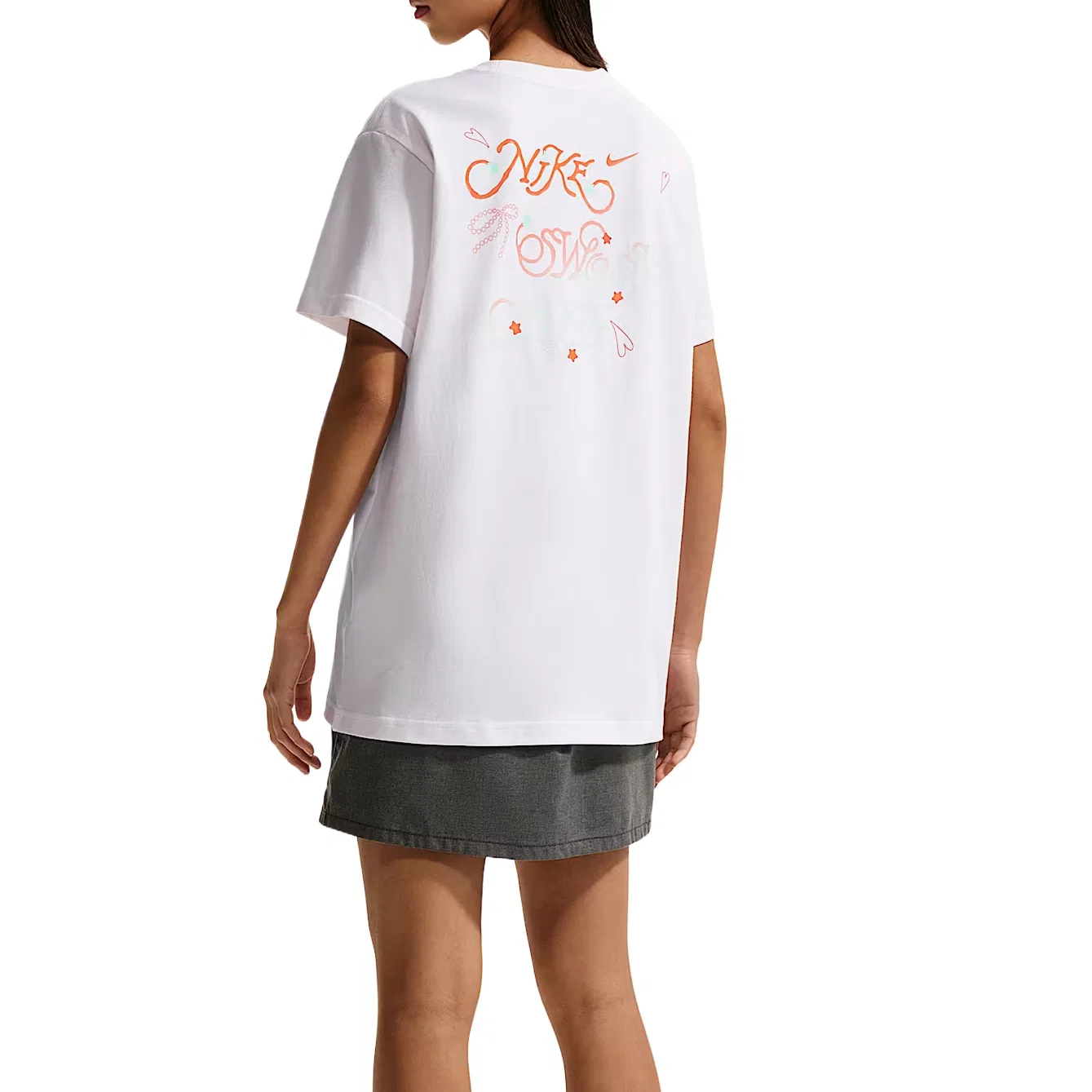 Футболка Sportswear Classics Regular женская Nike, White — фото 3
