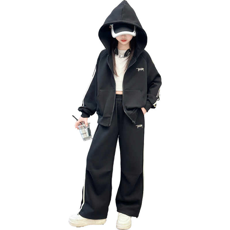 

Вышитая тесьма Casual Sportswear Disney, черный