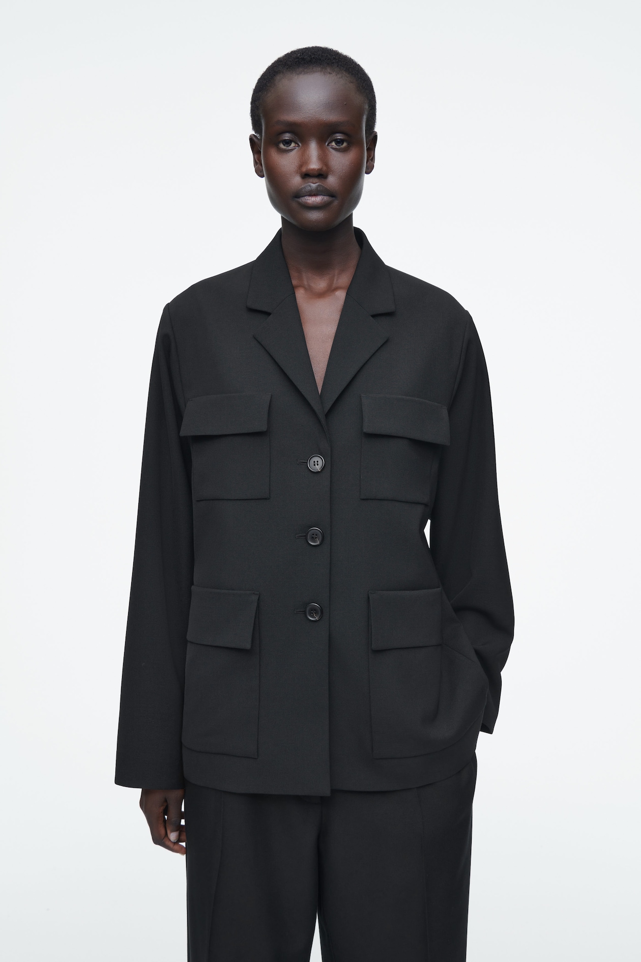 

Пиджак в стиле utility-relaxed fit COS, черный