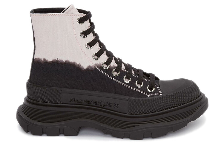 

Ботинки женские Alexander Mcqueen Tread Slick Martin, черный / белый