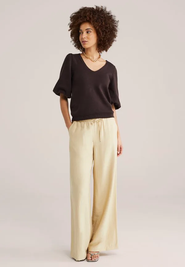 

Простая футболка We Fashion, Dark Brown, Серый, Простая футболка We Fashion, Dark Brown