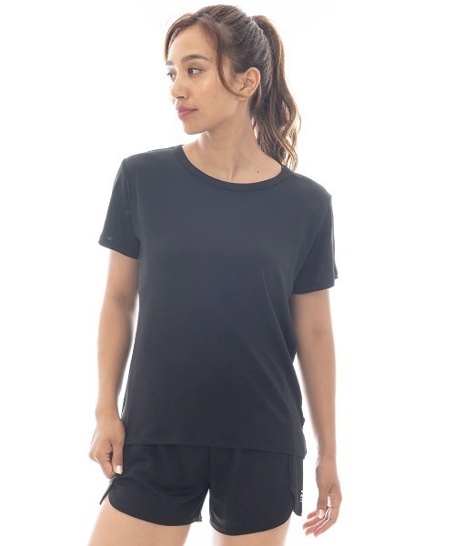 

Женская футболка Billabong с сетчатой вставкой и вырезом на спине, черный