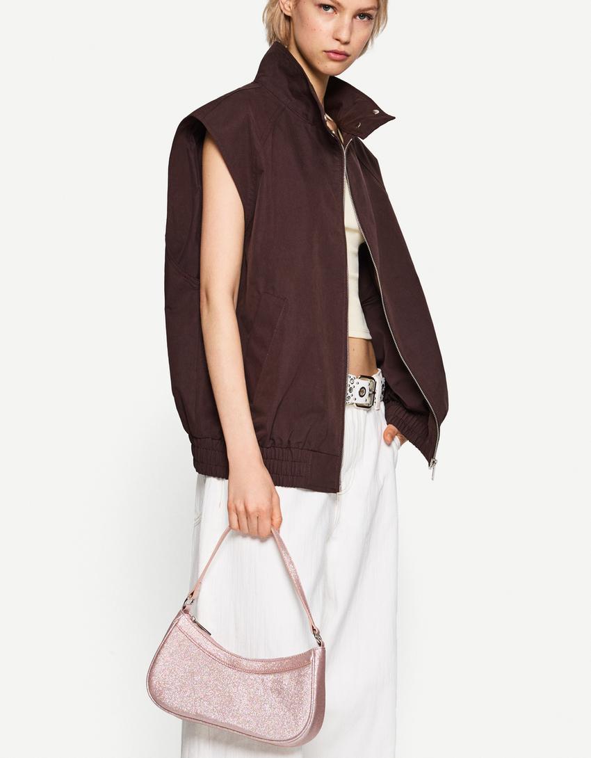 

Мини-Сумка с блестящим эффектом Bershka, розовый