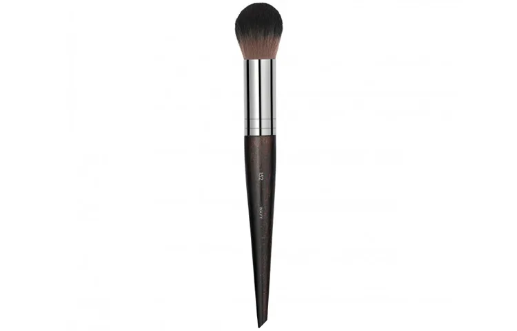 Кисть для румян средняя мягкая #N152 MAKE UP FOR EVER, N152 — фото 2