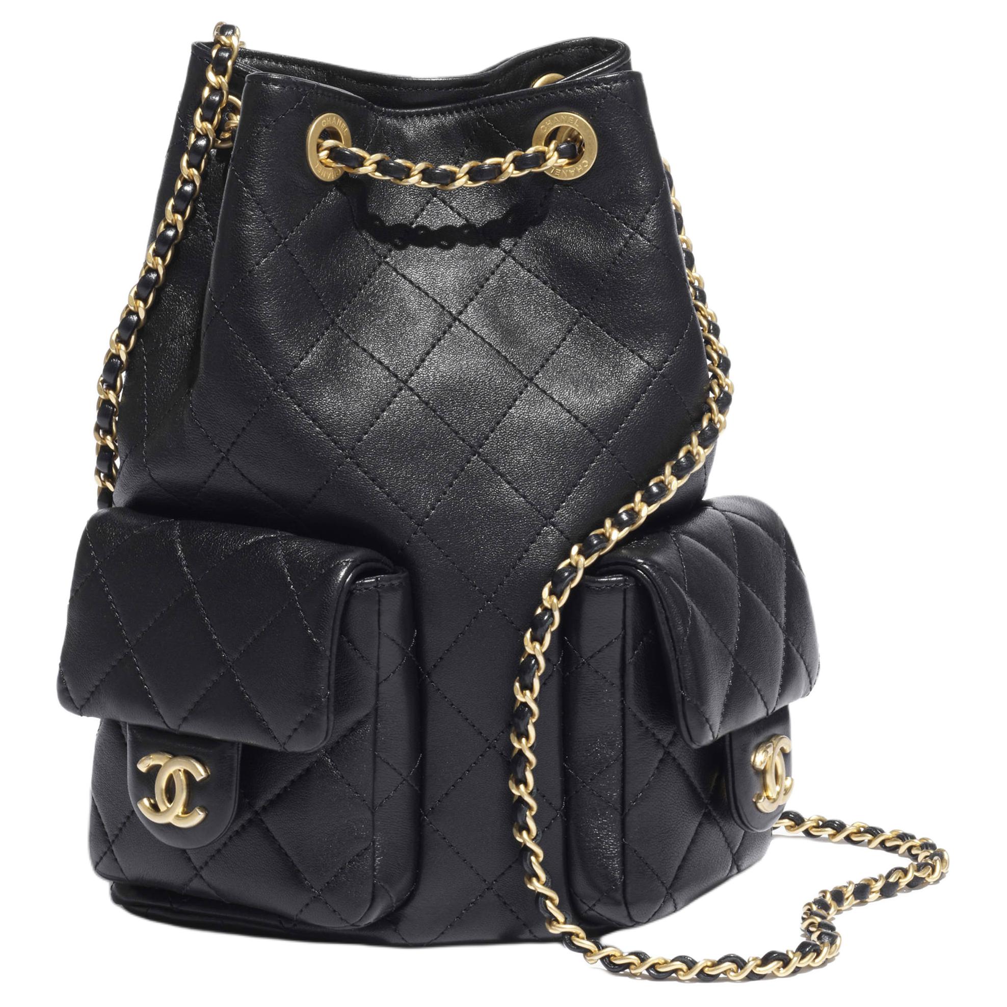 CHANEL Чёрный глянцевый рюкзак из ягнячьей кожи — фото 3