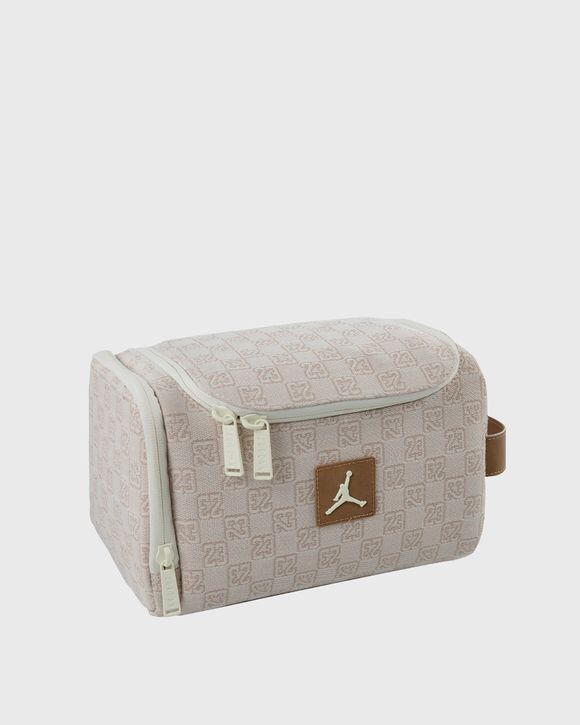 

Сумка Jordan Monogram Dopp Kit, цвет coconut milk