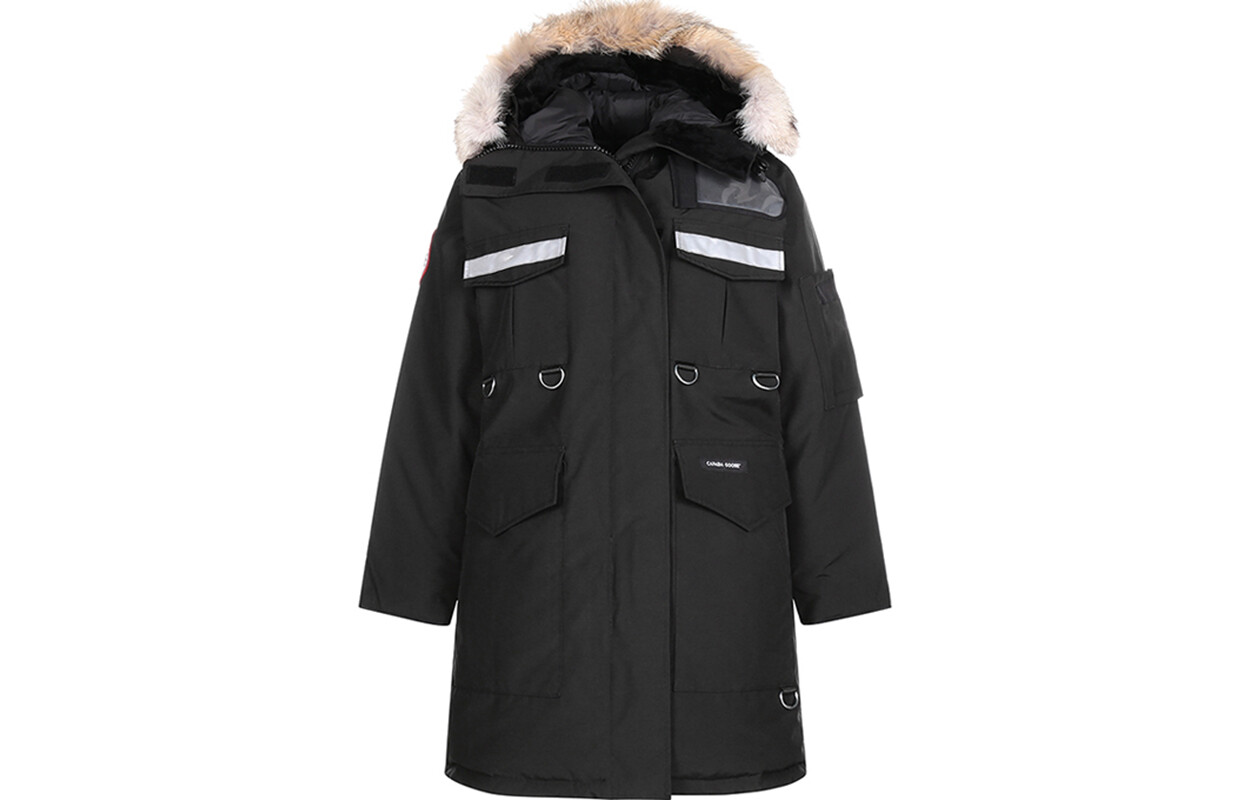 

Женский пуховик Canada Goose, черный