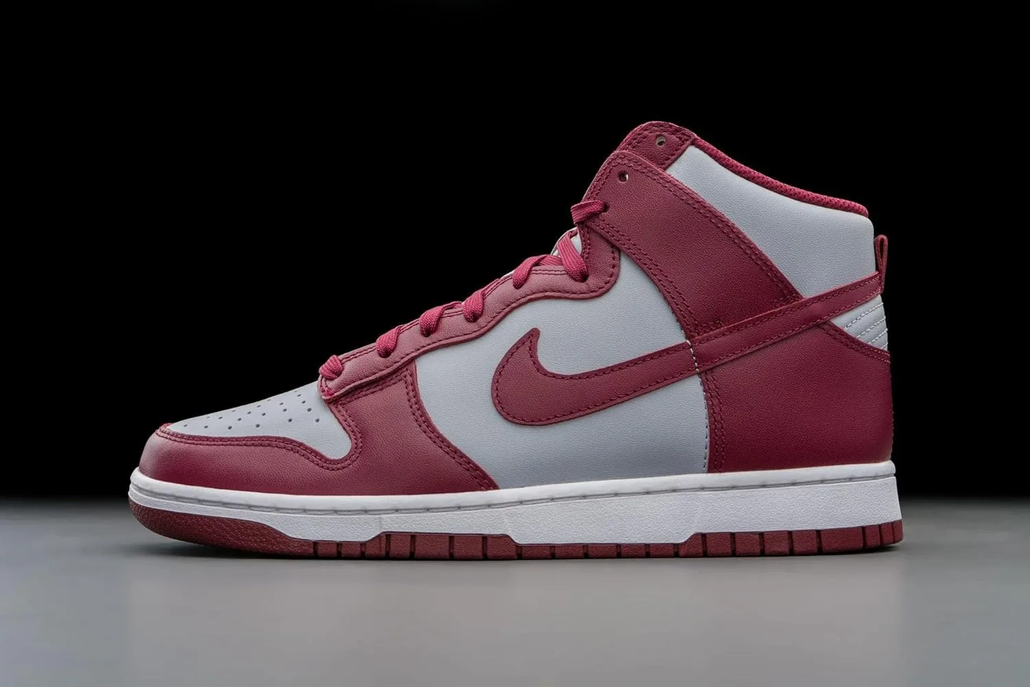 Кроссовки Nike Unisex Dunk HighSneaker, красный — фото 4
