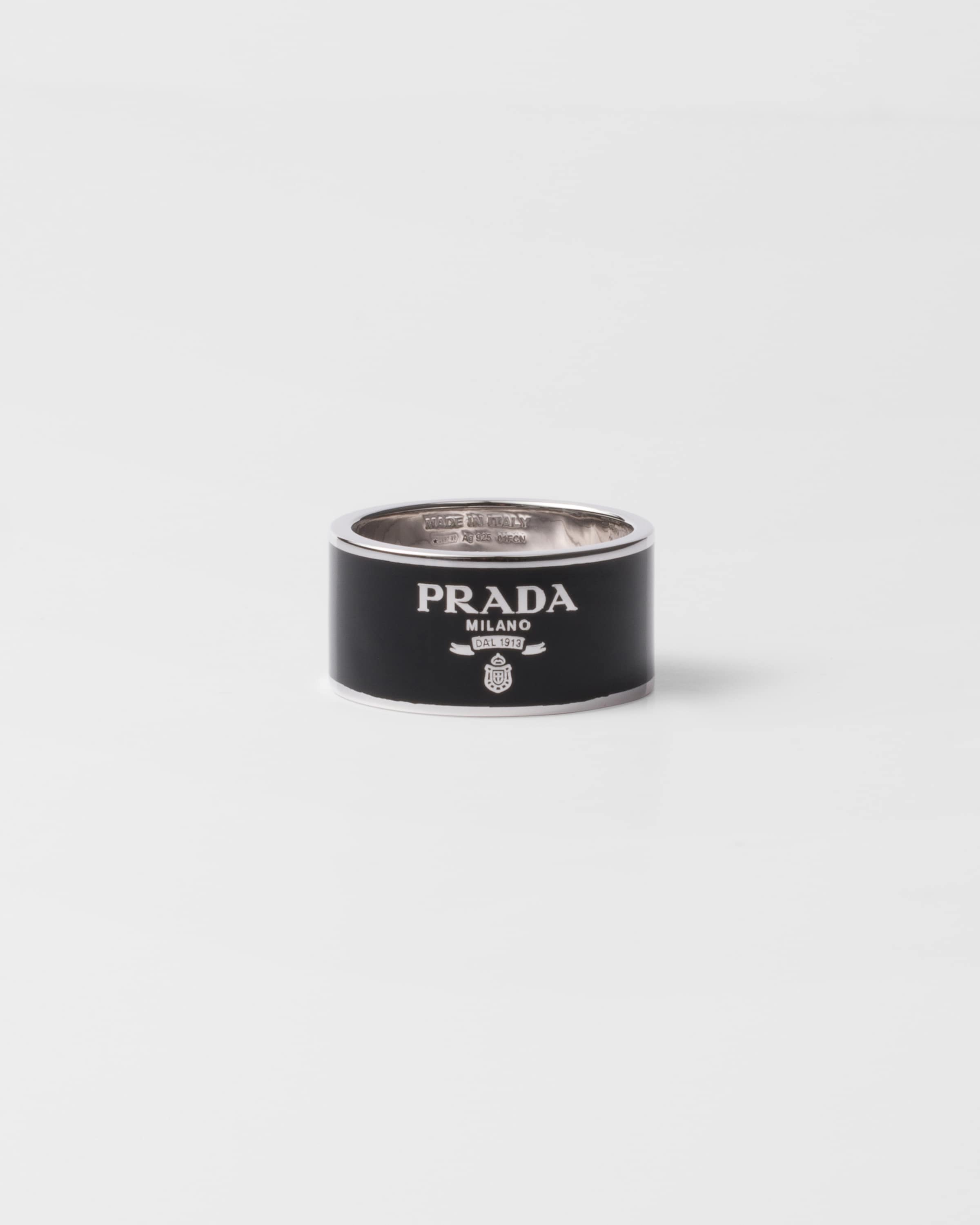 

Серебряное кольцо с эмалью Prada, черный