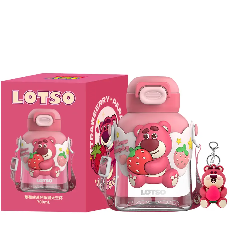 

Серия стаканчиков-непроливаек Strawberry Bear Disney, Strawberry Bear Water Cup + Pendant 1 Pcs