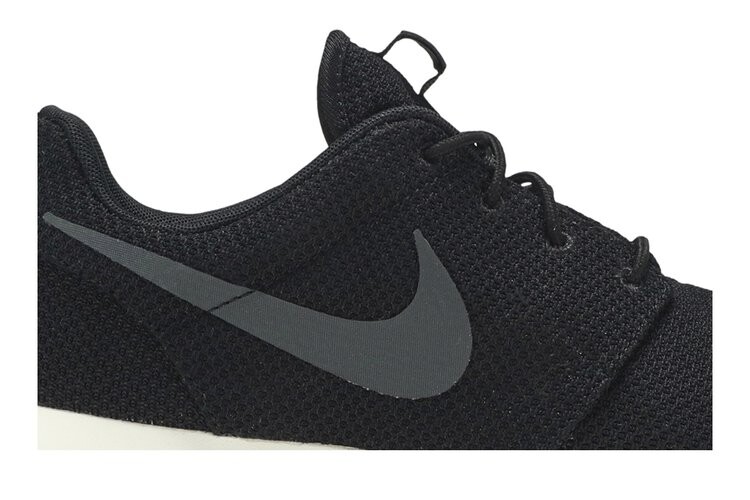 Кроссовки Nike Roshe One 'Anthracite', черный — фото 2