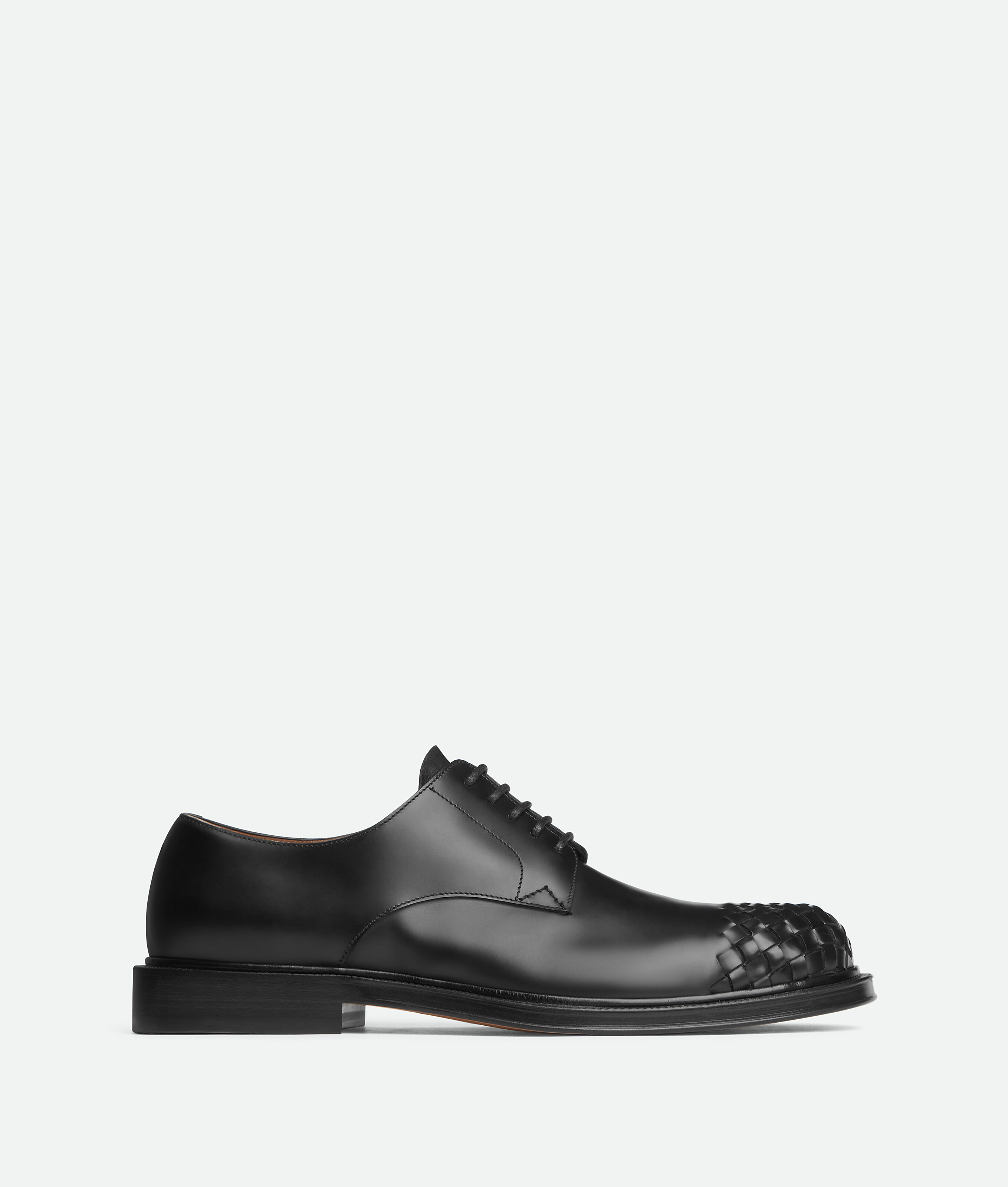 

James lace-up shoe BOTTEGA VENETA, черный