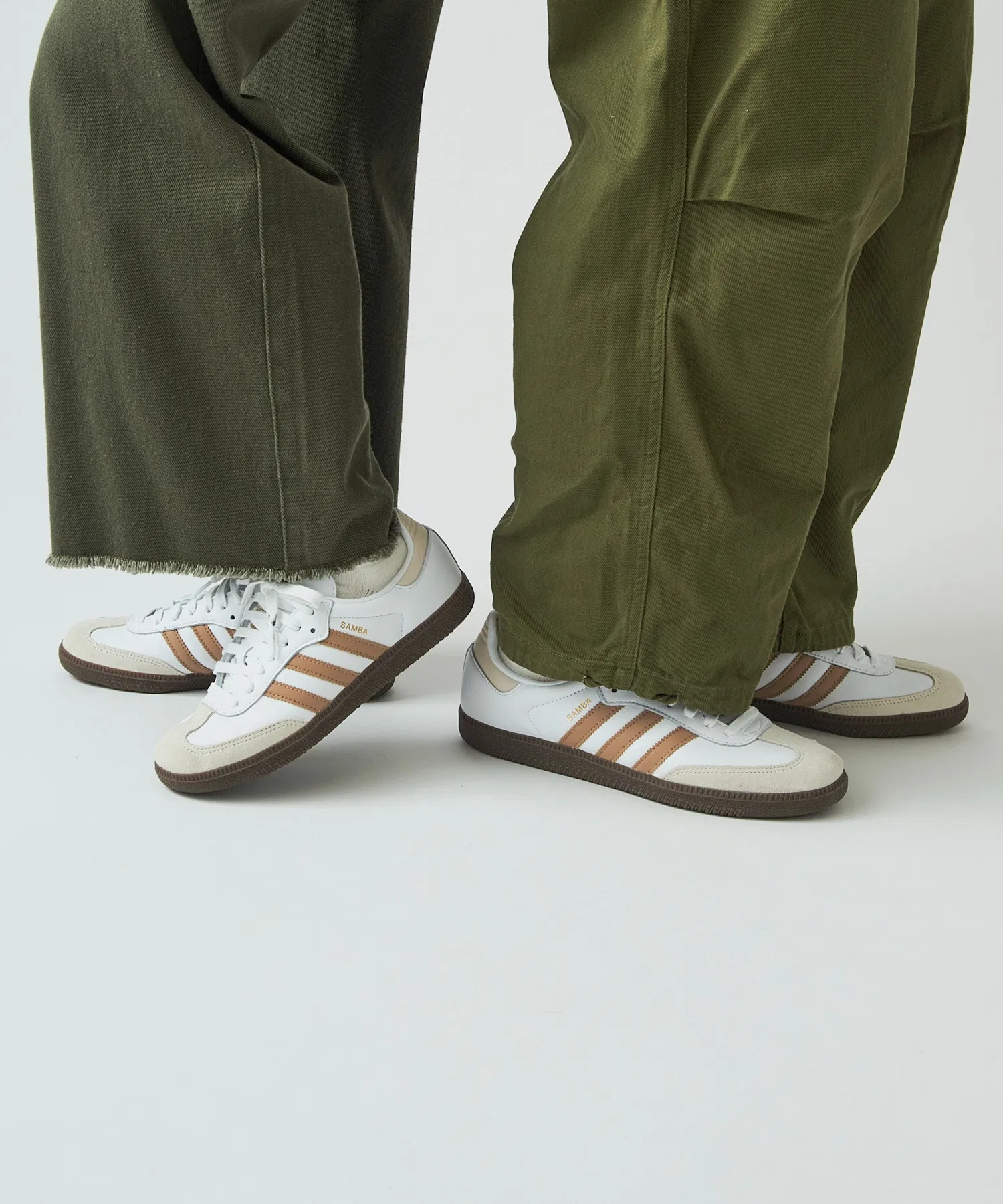 Унисекс кроссовки из кожи Adidas Samba OG белые