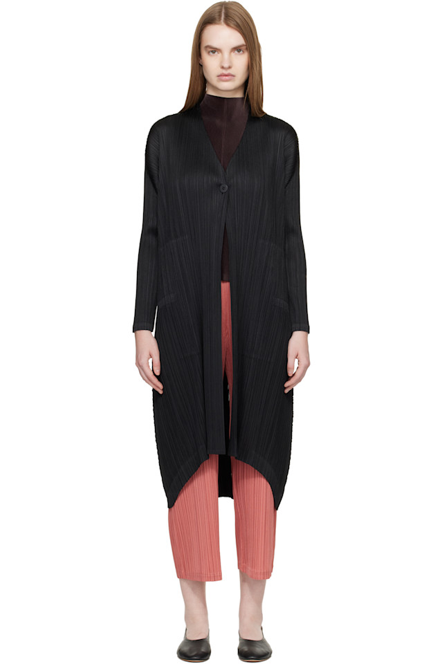 

Pleats Please Issey Miyake Цвета месяца, пальто октября