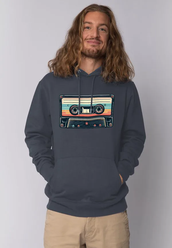 

Худи в стиле ретро с кассетами Watapparel, India Ink Grey, Серый, Худи в стиле ретро с кассетами Watapparel, India Ink Grey