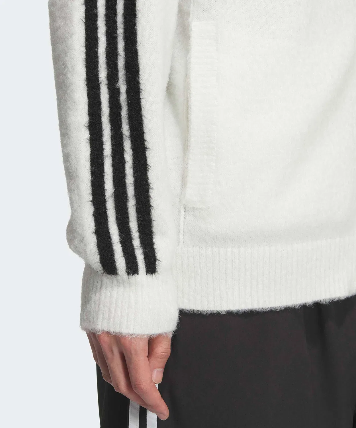 Трек-куртка adidas ORI KNIT A15 из полиэстера и нейлона, цвет тёмно-серый с фиолетовым — фото 4