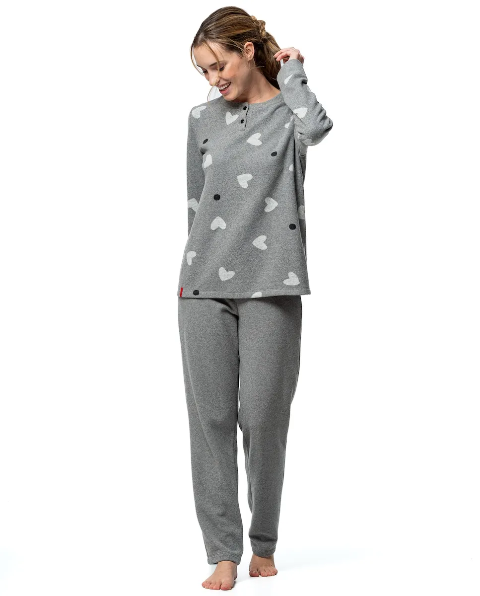 

Женская пижама из трикотажа милано с сердечками Señoretta, серый