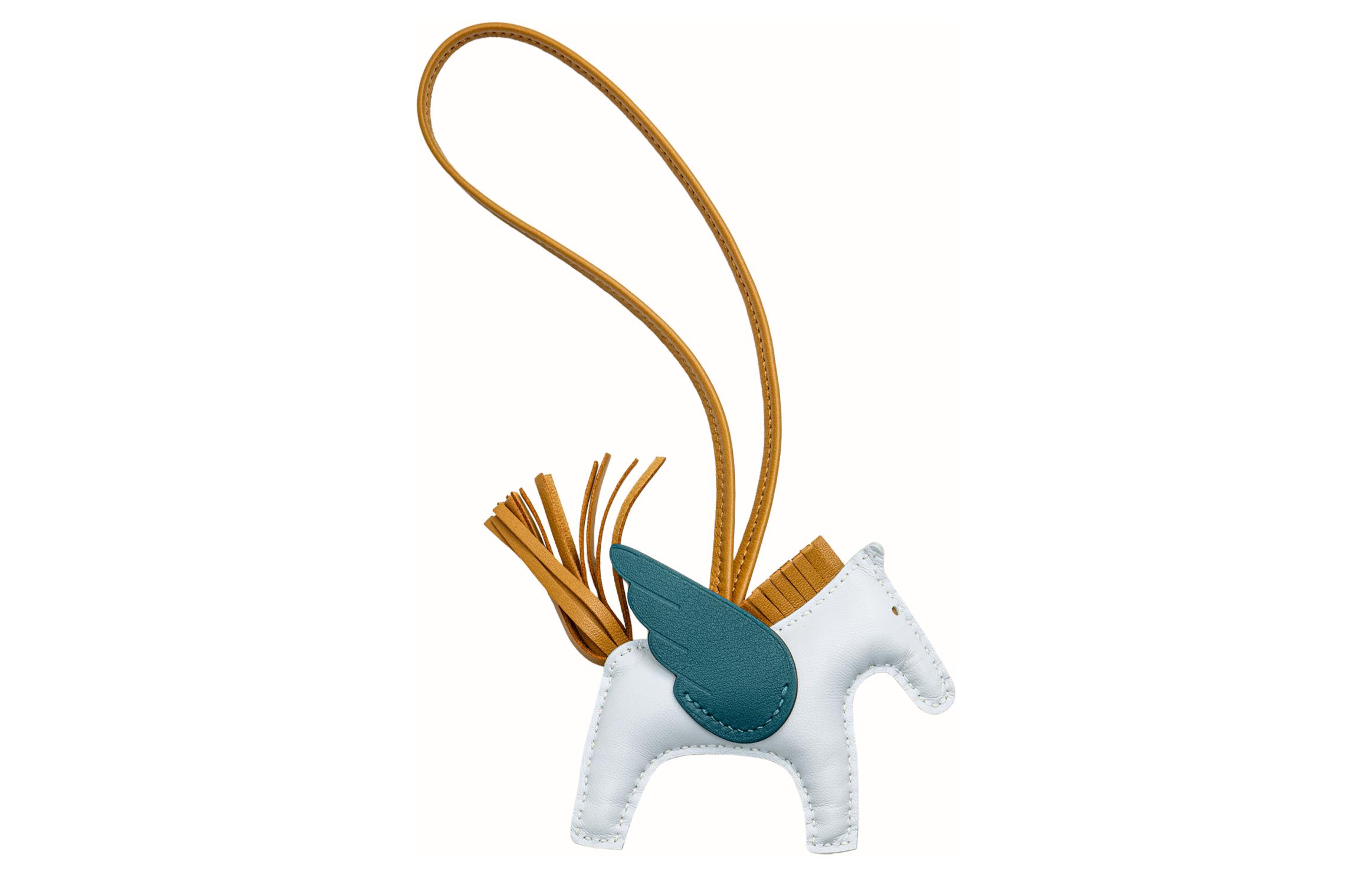 

HERMES Кулон Унисекс Дымчато-голубой, Haze Blue