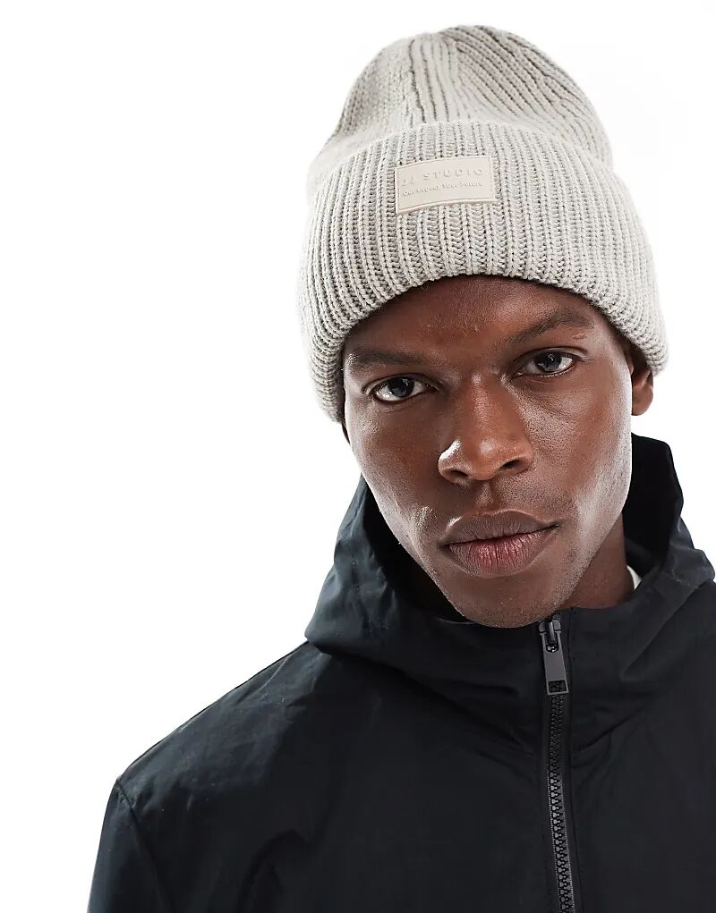 

Шапочка Jack & Jones с логотипом кремового цвета