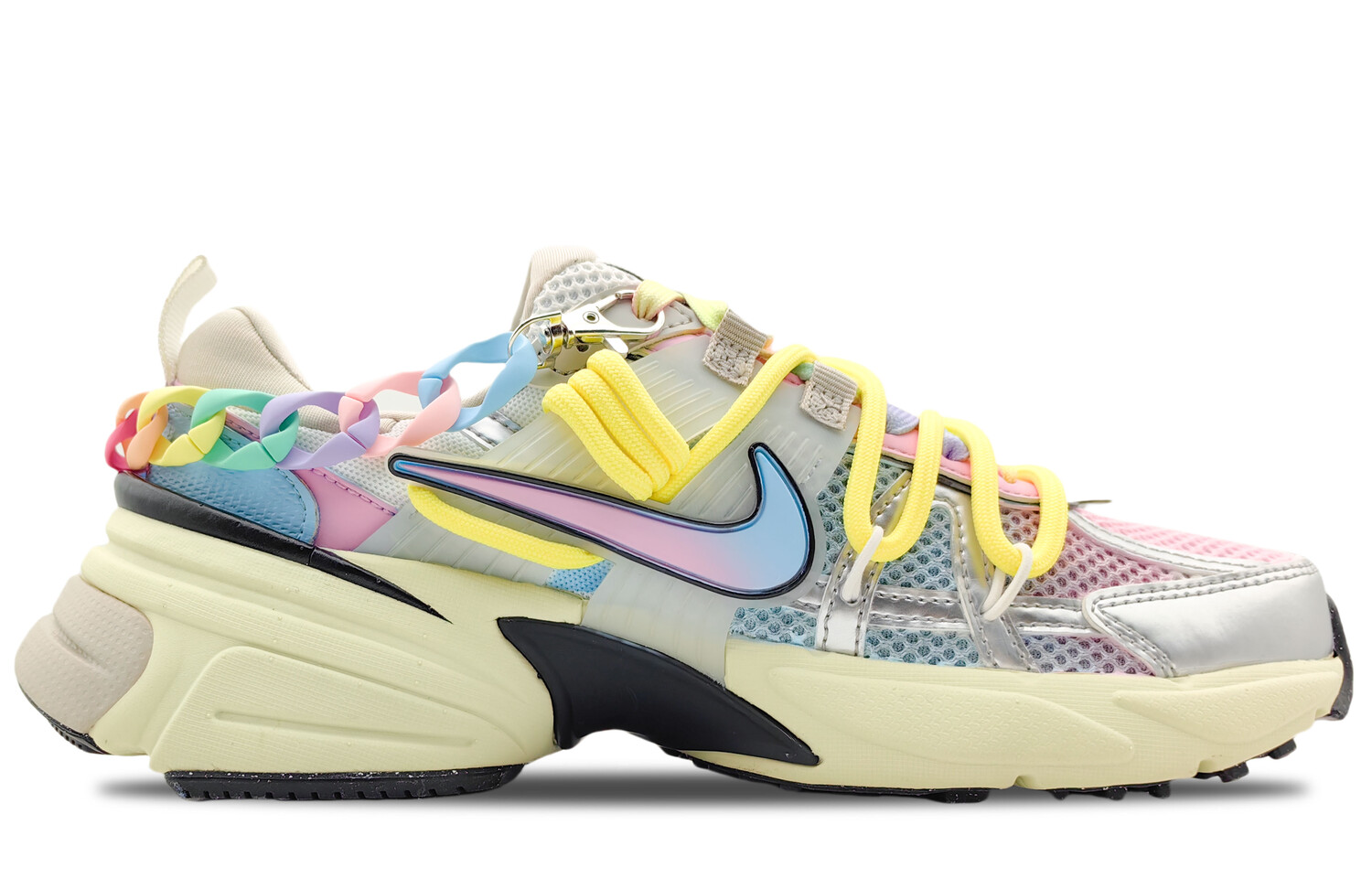 

Кроссовки Nike V2K Run для женщин, White