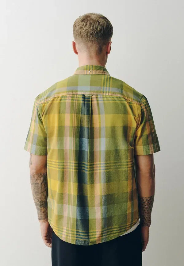 Рубашка Next, Regular fit madras check short sleeve shirt, желтый — фото 3