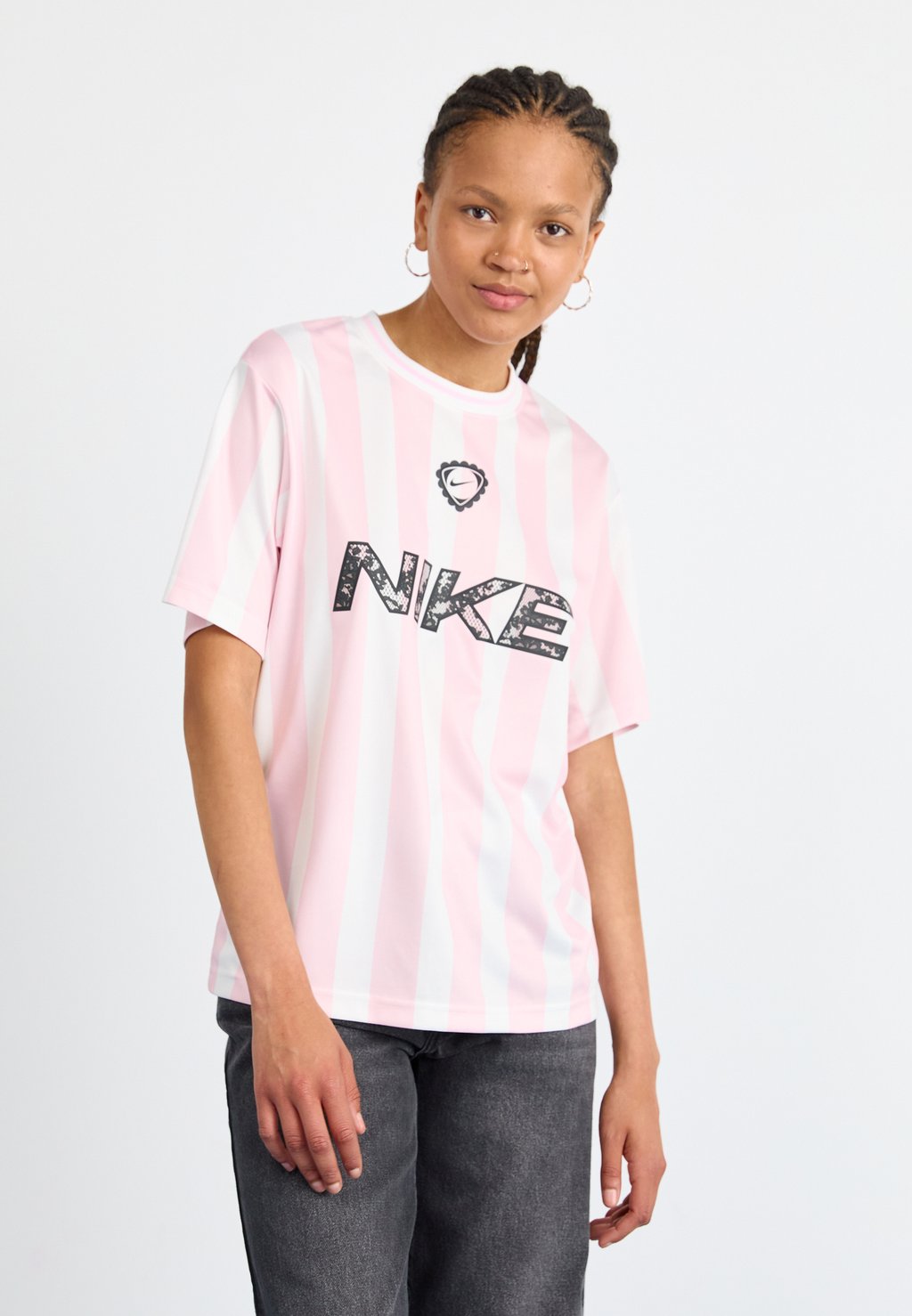 

Футболка с принтом Nike Sportswear, розовый