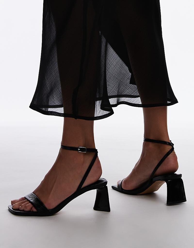 

Topshop – Ира – Черные босоножки на тонких ремешках и дрянном каблуке