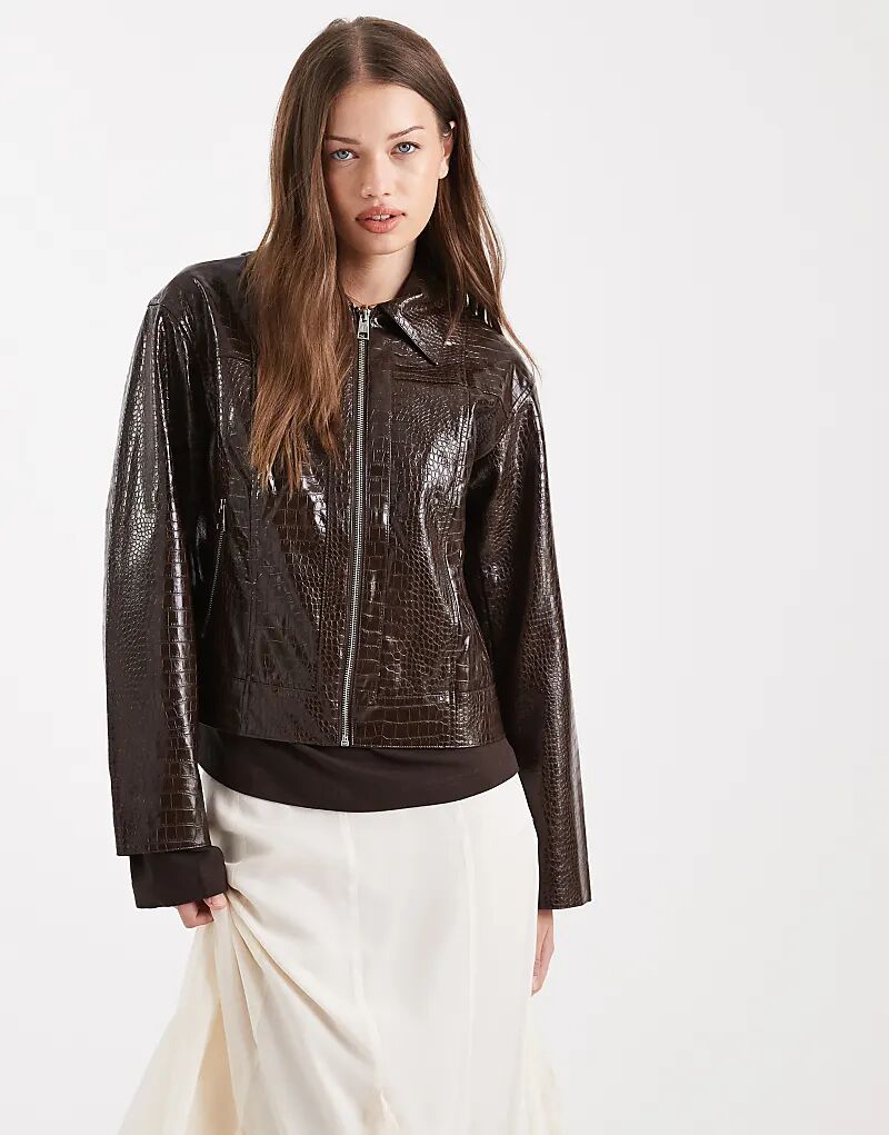 

Укороченная куртка Object Premium из искусственной кожи крокодила шоколадно-коричневого цвета