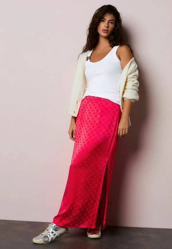 Длинная юбка в горошек стандартного кроя Next, Coral Pink — фото 2