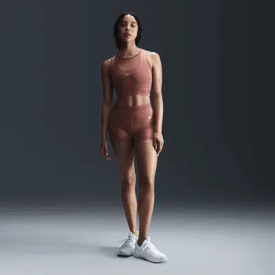 

Шорты Nike Pro, цвет Canyon Pink/White