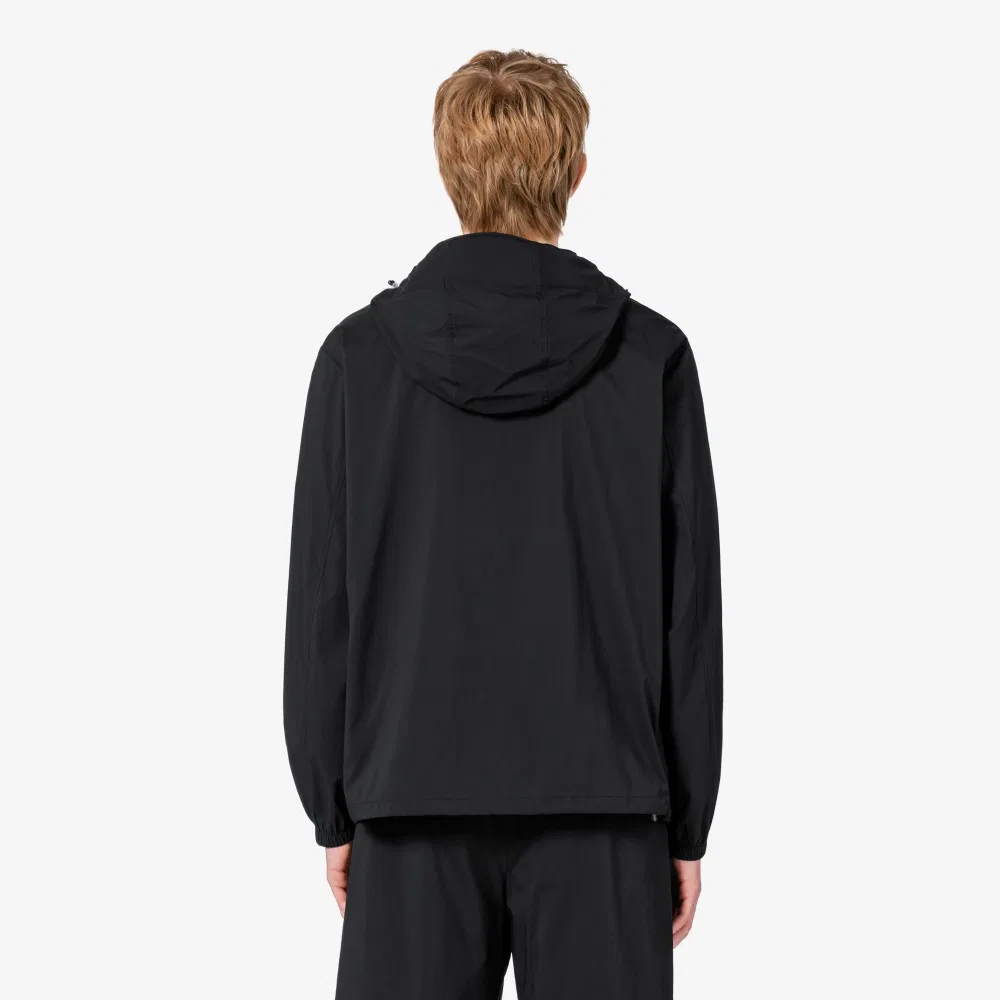 Мужская премиальная тренировочная куртка чёрного цвета от Lacoste — фото 4