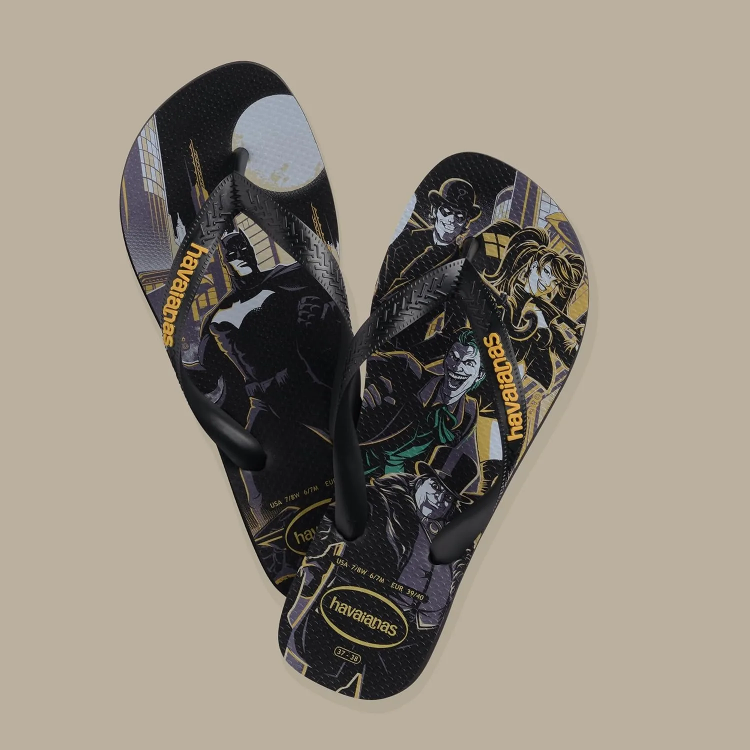 Havaianas - Top Heroes DC, удобные, прочные и легкие шлепанцы с подошвами в стиле героев и злодеев, взрослые размеры, черный/желтый — фото 2