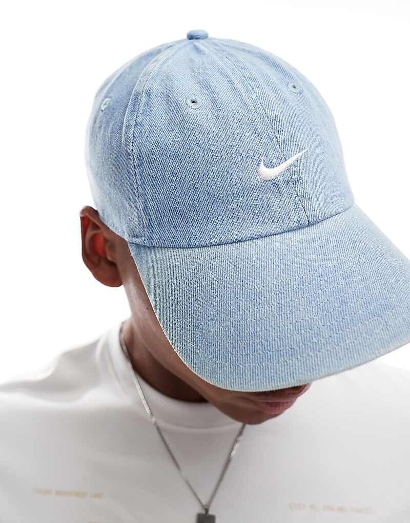 

Джинсовая кепка Nike Club