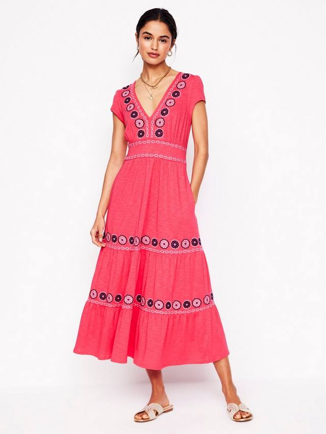

Вышитое трикотажное платье Boden, цвет Camelia Pink
