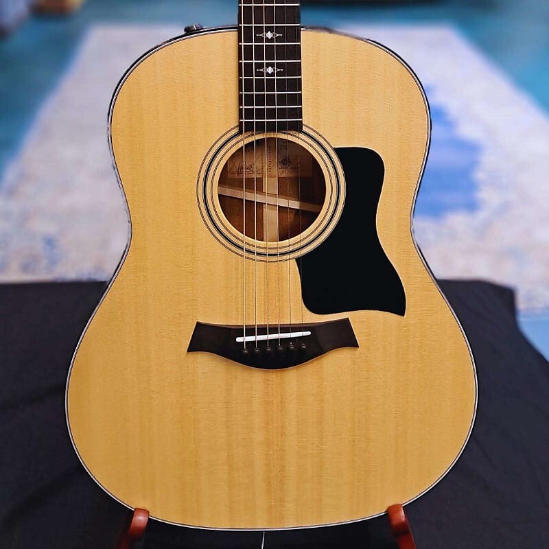 

Акустическая гитара Taylor 317e Grand Pacific Natural Satin 1211032037