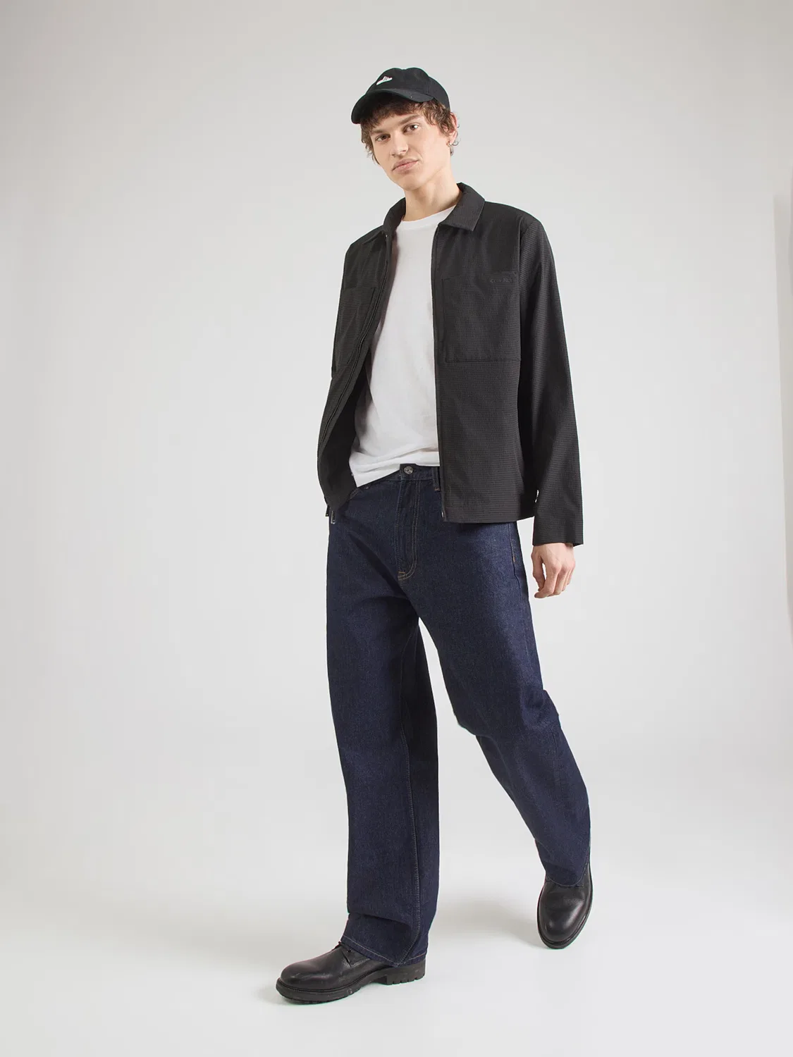 Куртка Calvin Klein Between-Season Jacket Seersucker черного цвета — фото 4