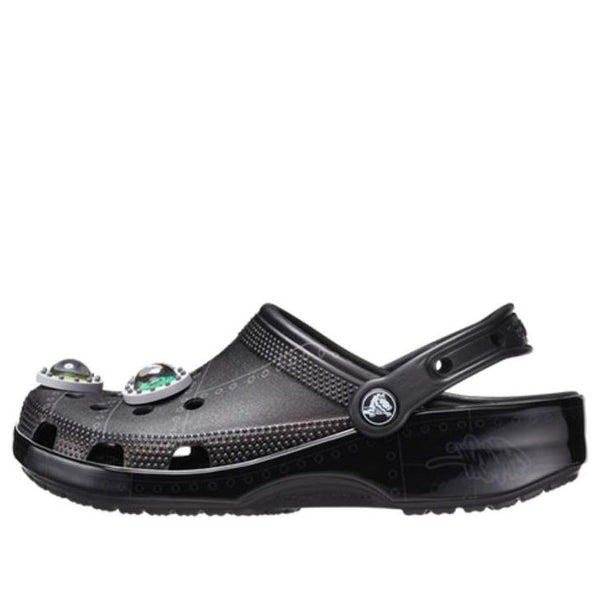 

Кроссовки x ron english classic clogs 'area 54 - black' Crocs, черный