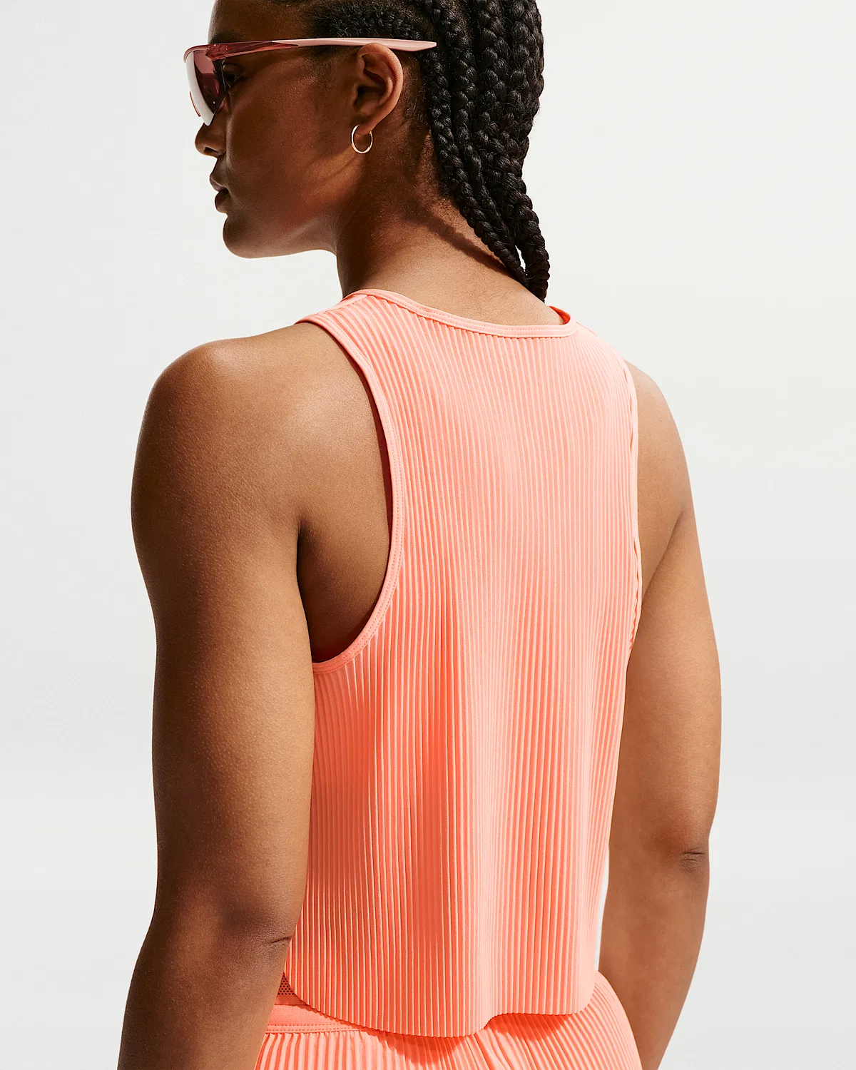 Женский укороченный топ для бега Nike AeroSwift Dri-FIT ADV, Orange Pulse/Black — фото 2