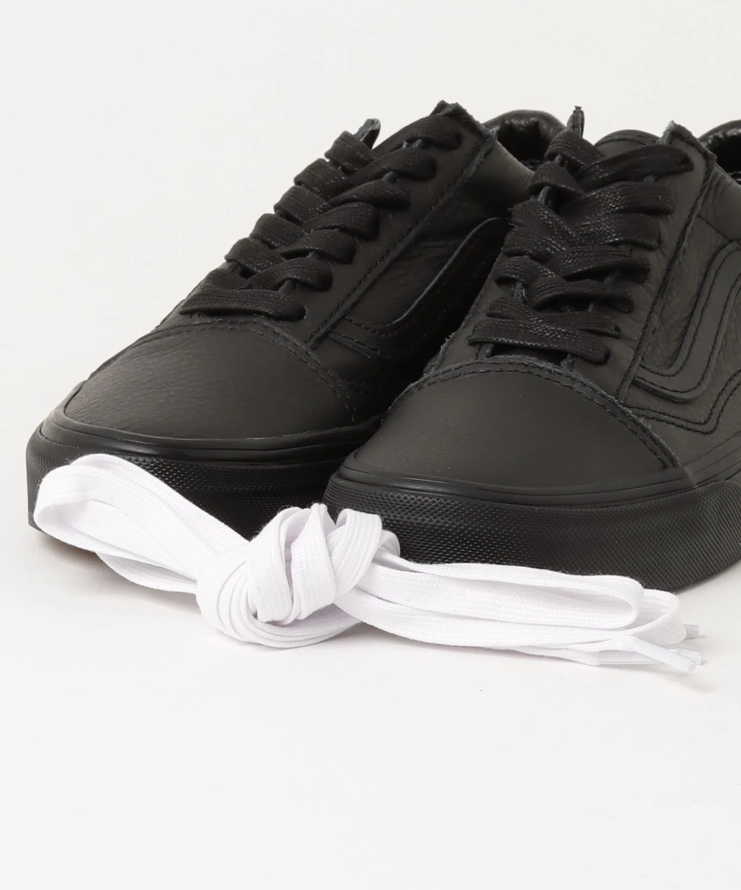 Мужские кроссовки VANS OLD SKOOL VN0003Z6L3A — фото 4