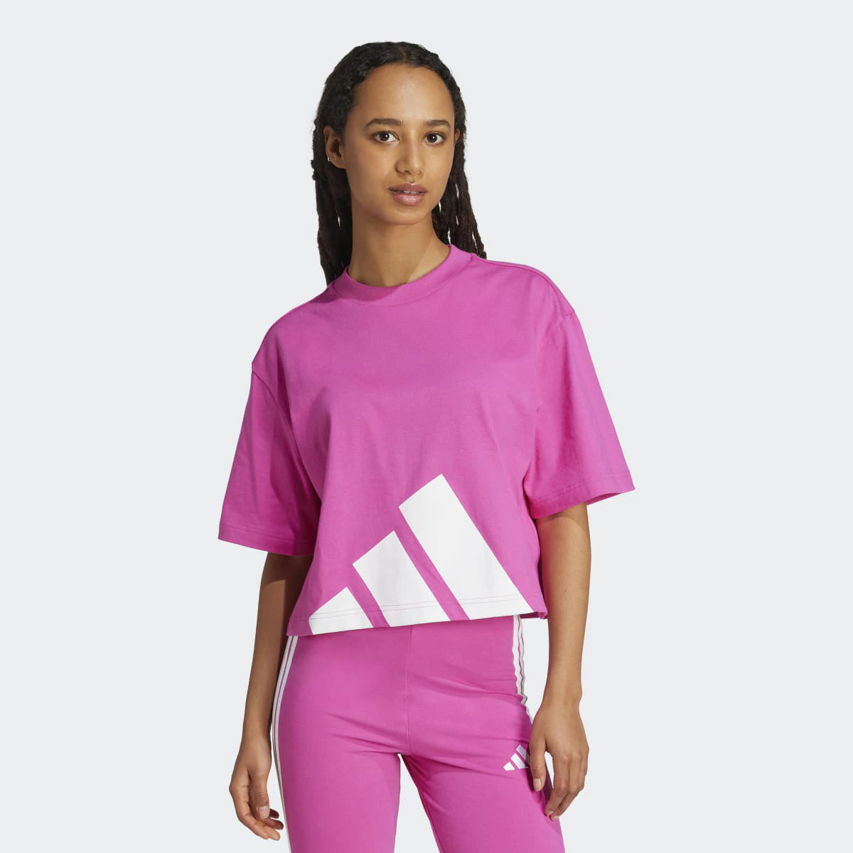 

Женская футболка бойфренда Adidas Essentials с большим логотипом, розовый