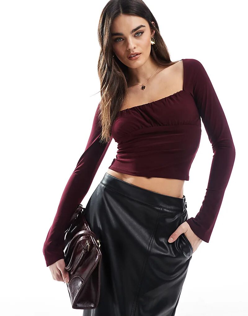 

Топ из сетки с длинными рукавами и сборками в бордовом цвете Pull&Bear