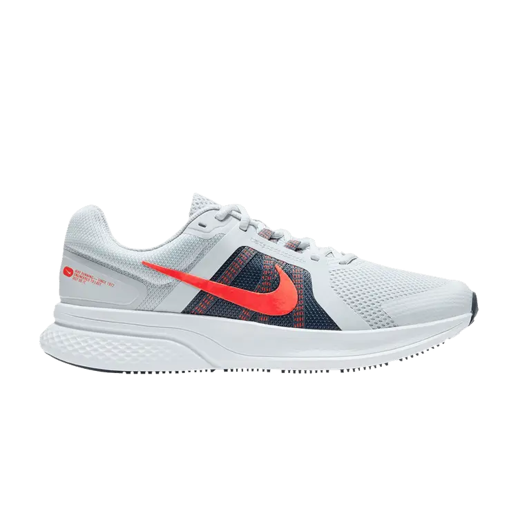 

Кроссовки Nike Run Swift 2 'Pure Platinum Bright Red', белый