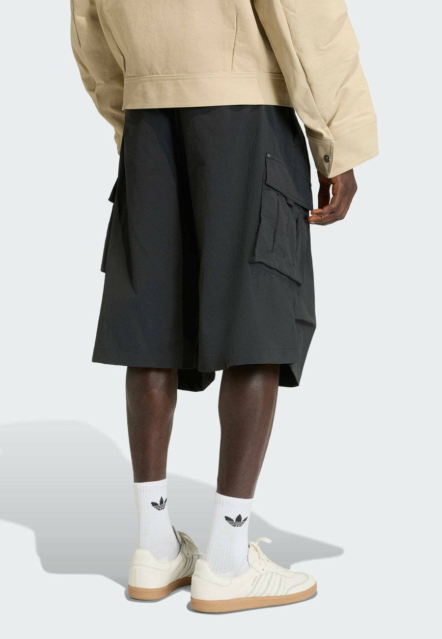 Шорты Adidas Originals Shorts, Black — фото 2