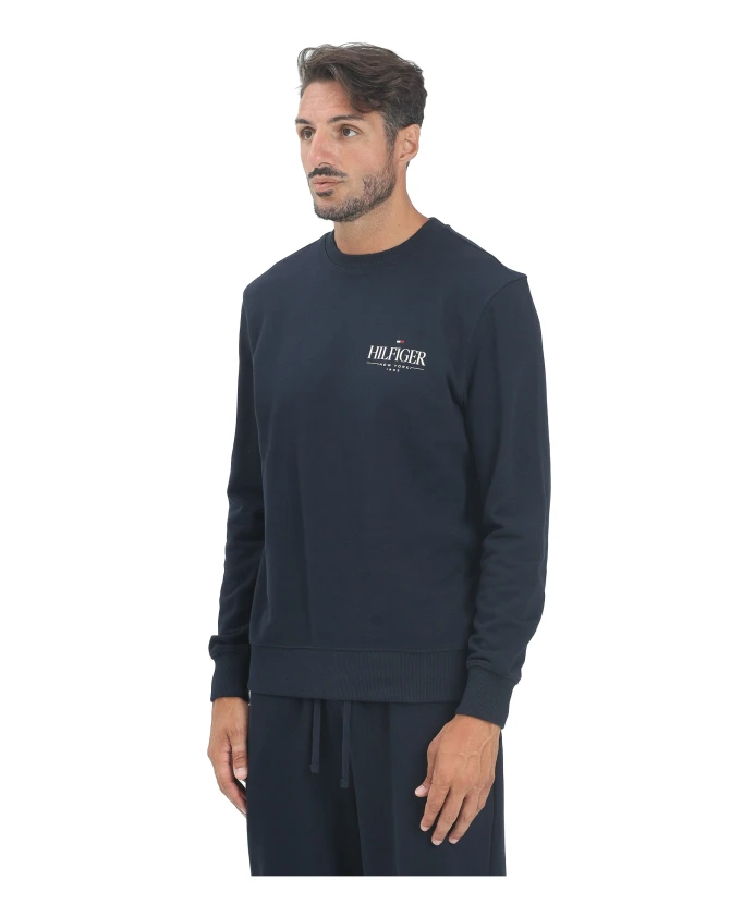 

Синий свитер с круглым вырезом, классический стиль. Tommy Hilfiger, синий
