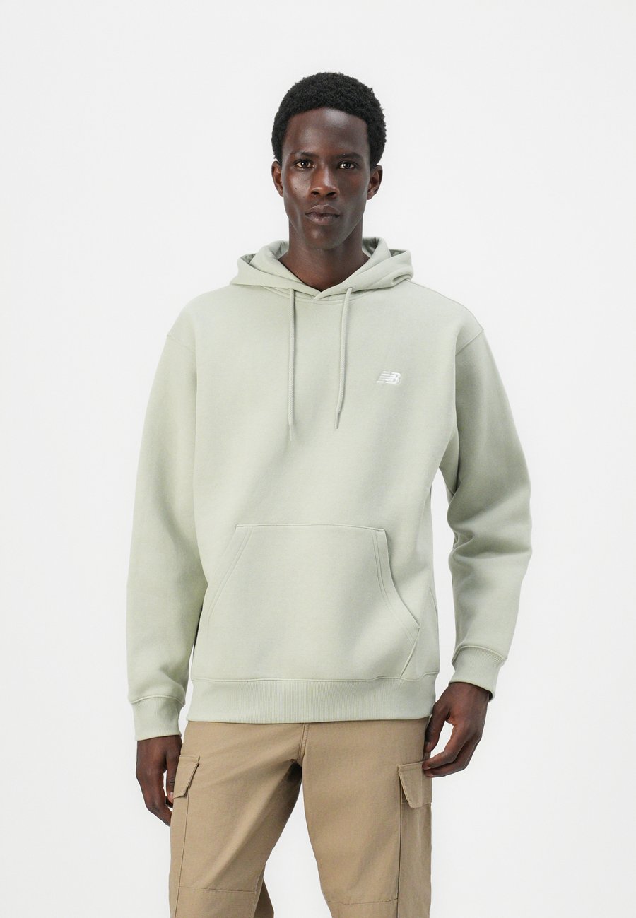 

Толстовка New Balance SPORT ESSENTIALS HOODIE UNISEX, Green/Khaki