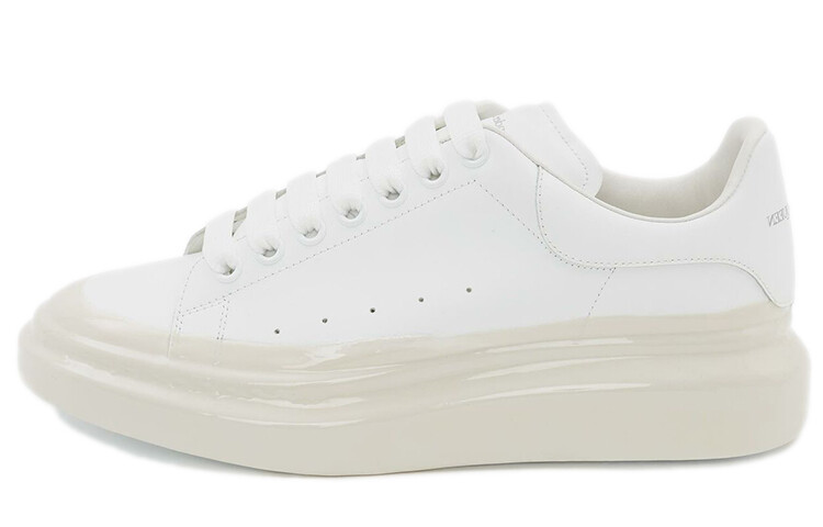 

Кроссовки Alexander McQueen Oversized на шнурках, белый