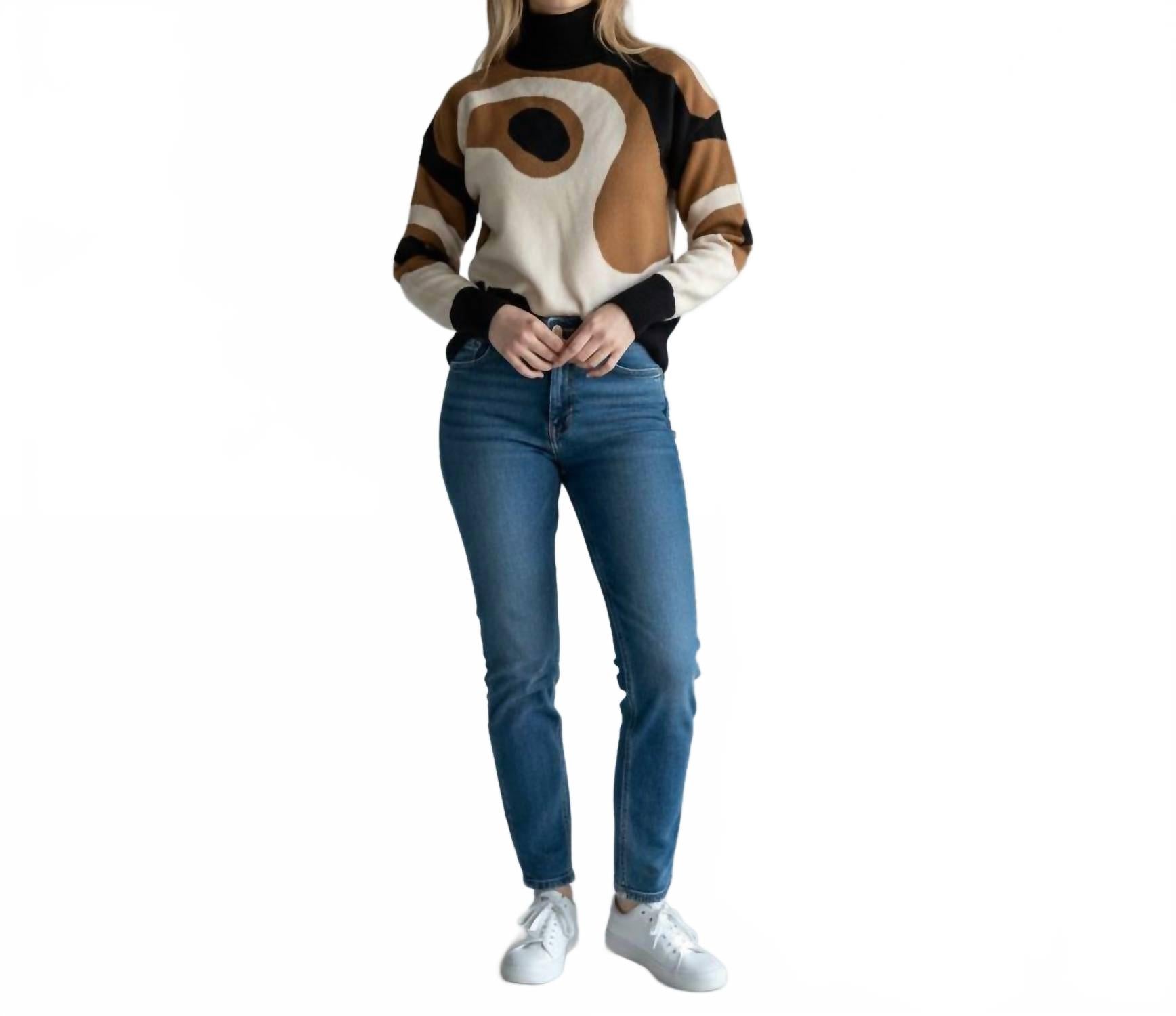 

Абстрактный трикотажный свитер с высоким воротом в черно-коричневом/сливово-белом цвете Kathie K, Black/ Brown/ Off White Multi